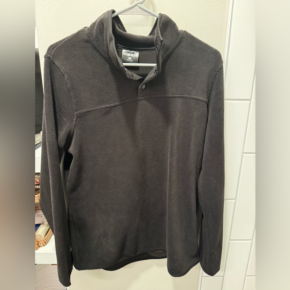 Women’s Black Fleece Pullover - size small NWT